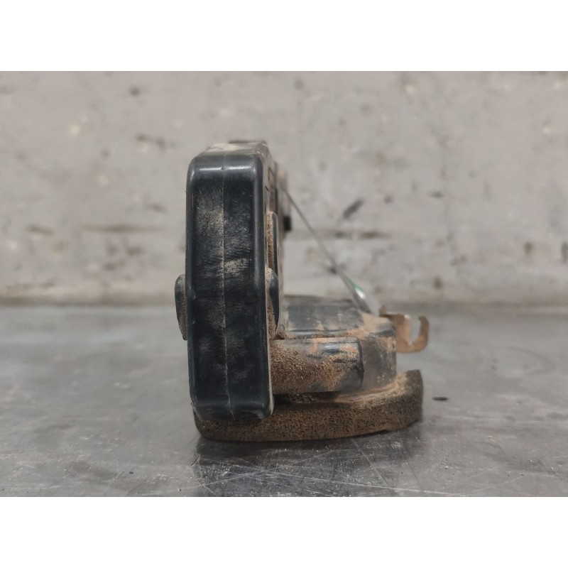 Recambio de cerradura puerta trasera derecha para nissan x-trail ii (t31) 2.0 dci 4x4 referencia OEM IAM   