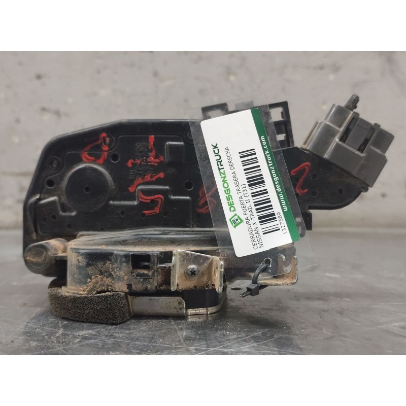 Recambio de cerradura puerta trasera derecha para nissan x-trail ii (t31) 2.0 dci 4x4 referencia OEM IAM   
