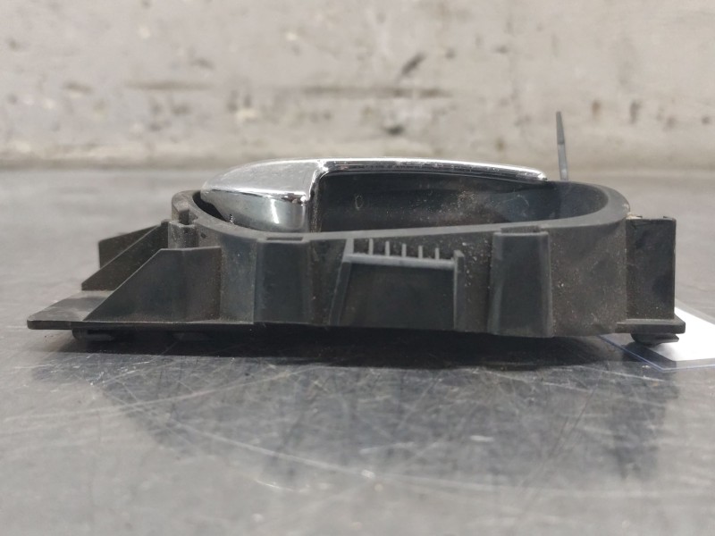 Recambio de maneta interior delantera derecha para peugeot 308 confort referencia OEM IAM   