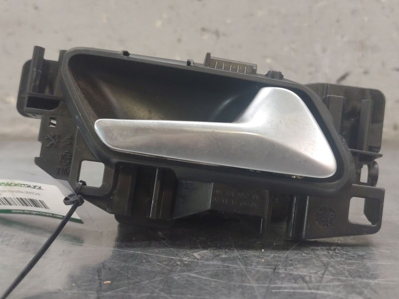Recambio de maneta interior trasera derecha para peugeot 308 active referencia OEM IAM   