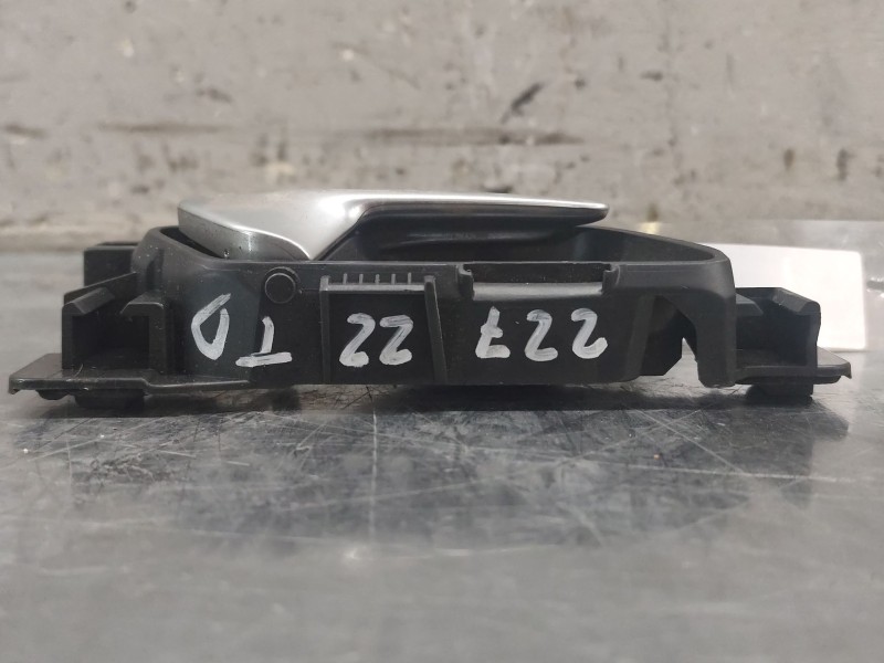 Recambio de maneta interior trasera derecha para peugeot 308 active referencia OEM IAM   