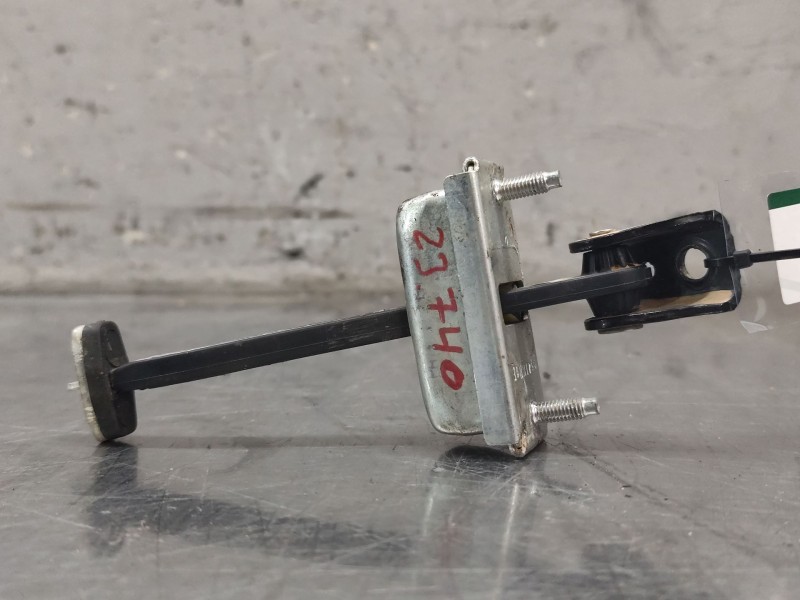 Recambio de retenedor puerta para ford focus lim. (cb4) titanium referencia OEM IAM   