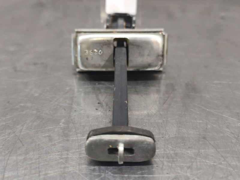 Recambio de retenedor puerta para ford focus lim. (cb4) titanium referencia OEM IAM   