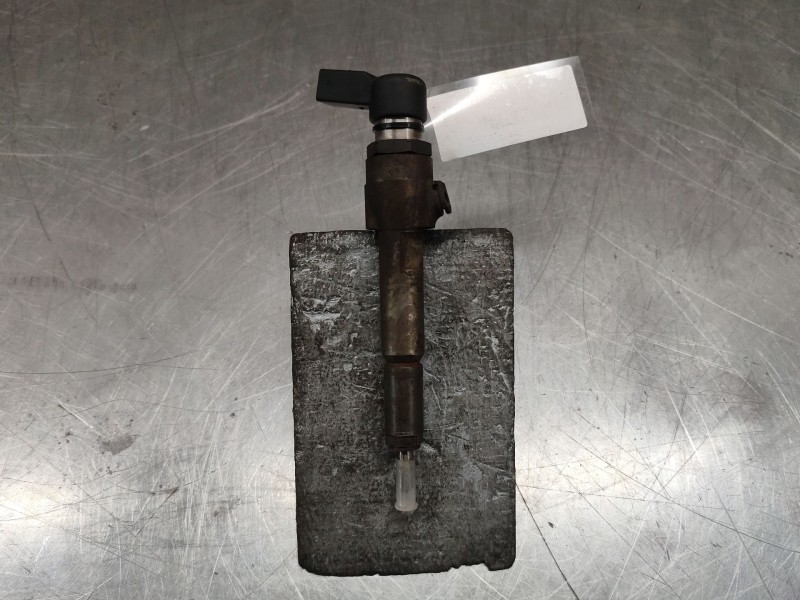 Recambio de inyector para ford focus lim. (cb4) trend referencia OEM IAM 4M5Q9F593AD  