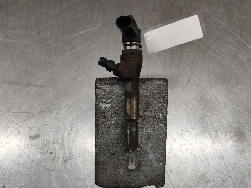 Recambio de inyector para ford focus lim. (cb4) trend referencia OEM IAM 4M5Q9F593AD  