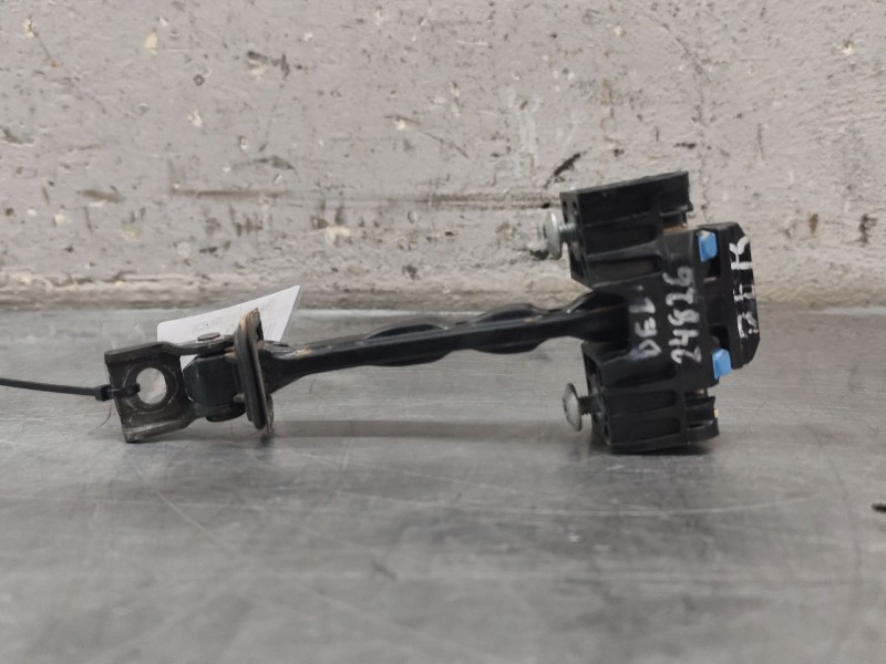 Recambio de retenedor puerta para volkswagen tiguan (5n_) 2.0 tdi 4motion referencia OEM IAM   