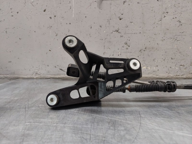 Recambio de palanca cambio para volkswagen golf vi (5k1) 2.0 tdi referencia OEM IAM 1K0711091A  