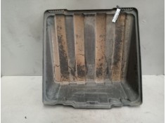 Recambio de tapa bateria para iveco eurocargo 05.03  5.9 diesel referencia OEM IAM 504077600   2