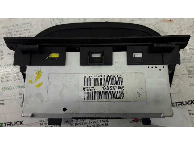 Recambio de pantalla multifuncion para peugeot 307 (s1) xs referencia OEM IAM 9646652577  
