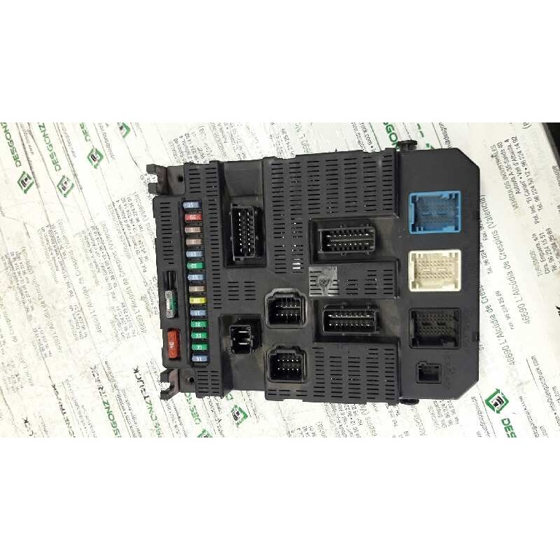 Recambio de caja reles / fusibles para citroën c4 berlina 1.6 16v hdi referencia OEM IAM 9659285580 BSI 