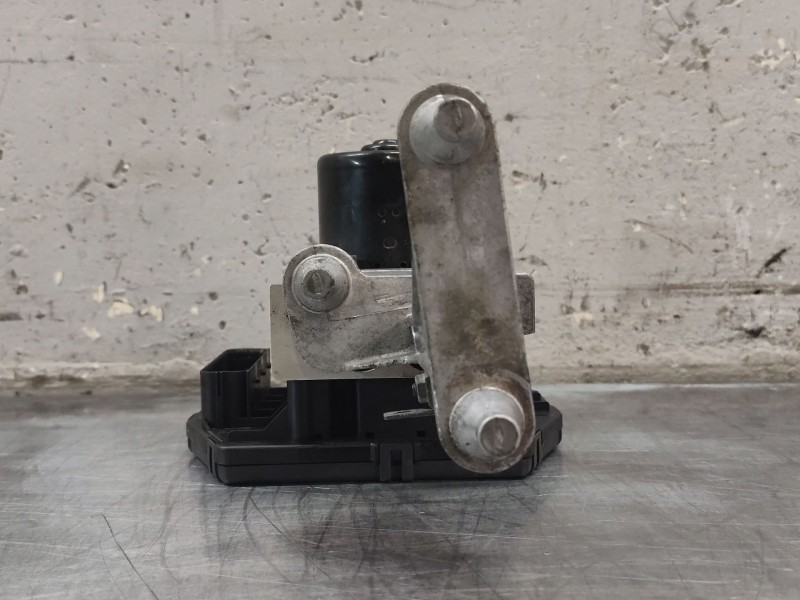 Recambio de abs para mercedes-benz clase c (w203) berlina 220 cdi (203.006) referencia OEM IAM A2035451632  