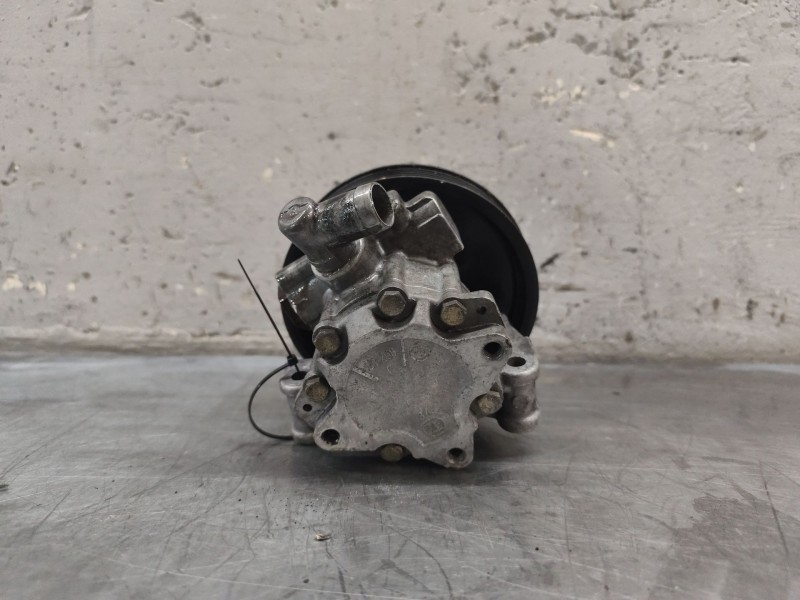 Recambio de bomba direccion para mercedes-benz clase c (w203) berlina 220 cdi (203.006) referencia OEM IAM   