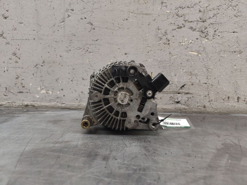 Recambio de alternador para peugeot 407 sw st sport referencia OEM IAM 9654752880  