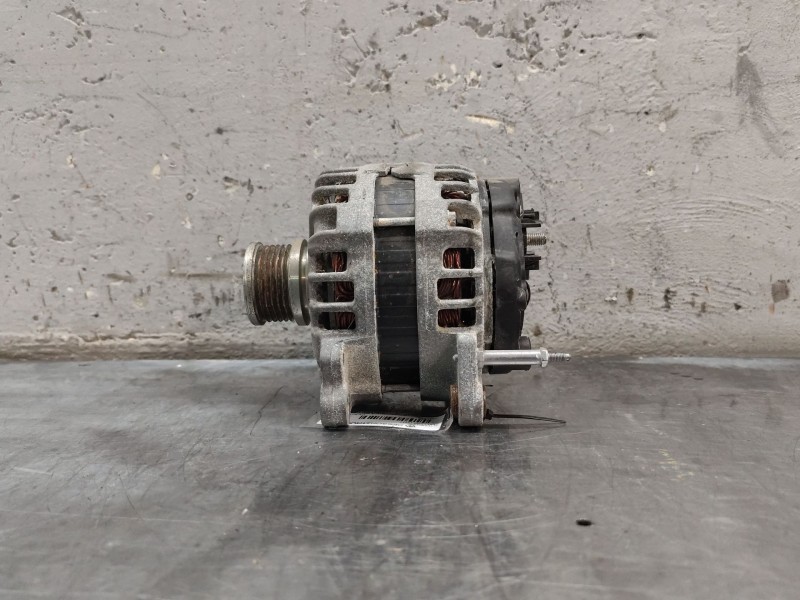 Recambio de alternador para seat leon (5f1) 1.6 tdi referencia OEM IAM 03L903023K  