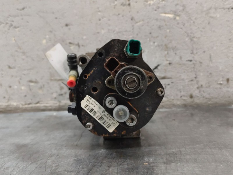 Recambio de bomba inyeccion para nissan note (e11e) acenta referencia OEM IAM 8200057225  