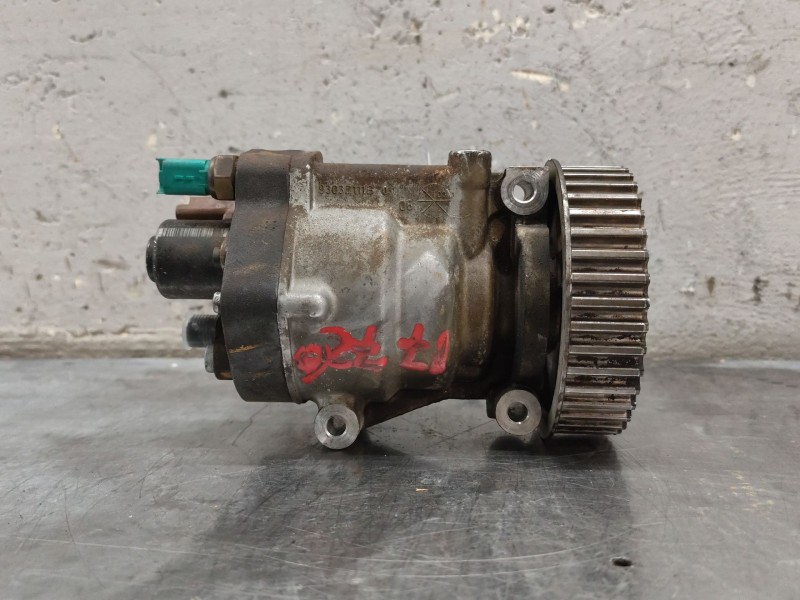 Recambio de bomba inyeccion para nissan note (e11e) acenta referencia OEM IAM 8200057225  