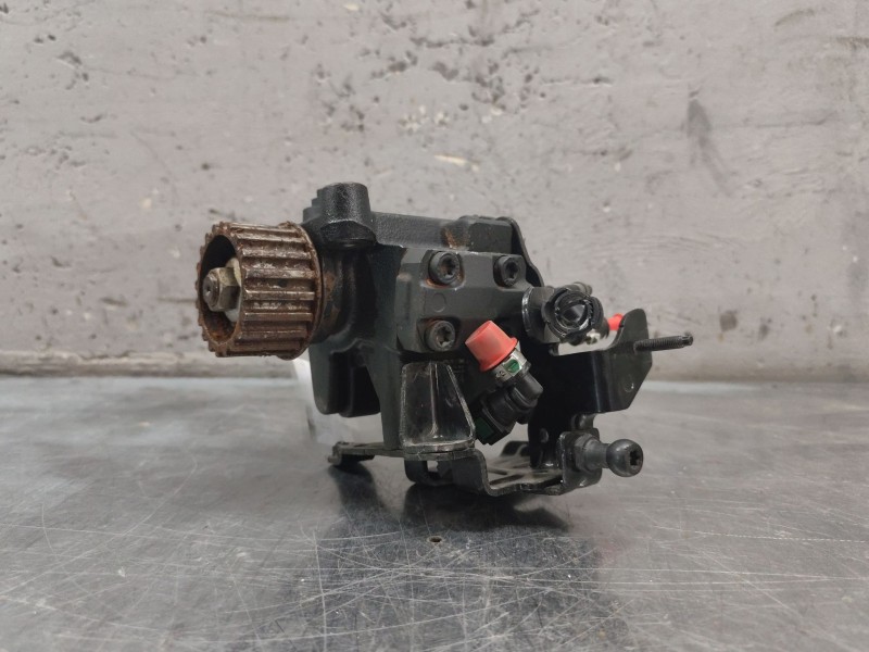 Recambio de bomba inyeccion para infiniti q30 1.5 d referencia OEM IAM A6072300240  