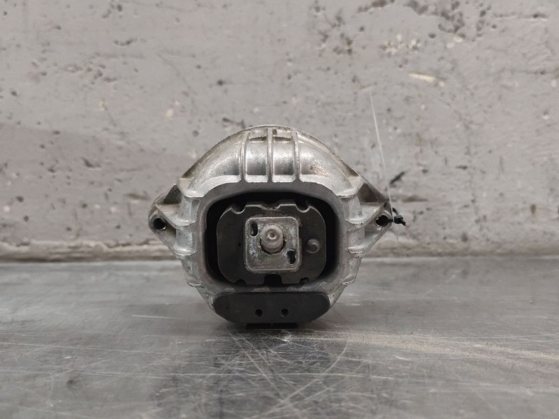 Recambio de soporte motor derecho para bmw 1 (e81) 118 d referencia OEM IAM 13981112  