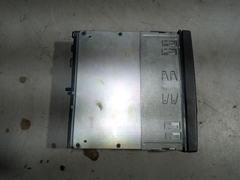 Recambio de tacografo para renault hd 250.18 premium e2 6.2 diesel referencia OEM IAM SRNOK1006 24788234 