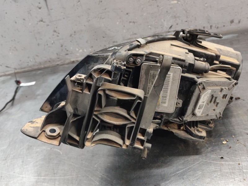 Recambio de faro derecho para audi a4 ber. (b8) básico referencia OEM IAM 8K0941030AJ  