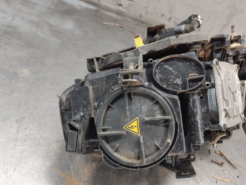 Recambio de faro derecho para audi a4 ber. (b8) básico referencia OEM IAM 8K0941030AJ  