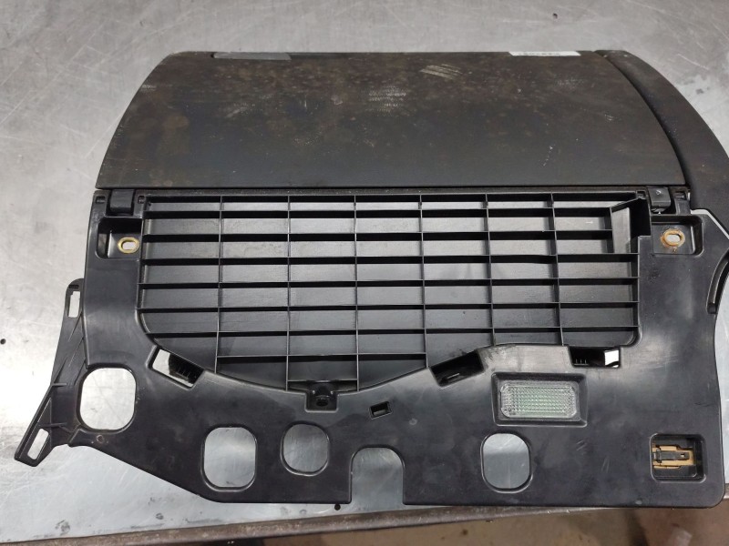 Recambio de guantera para audi a4 ber. (b8) básico referencia OEM IAM 8K1857104B6PS  