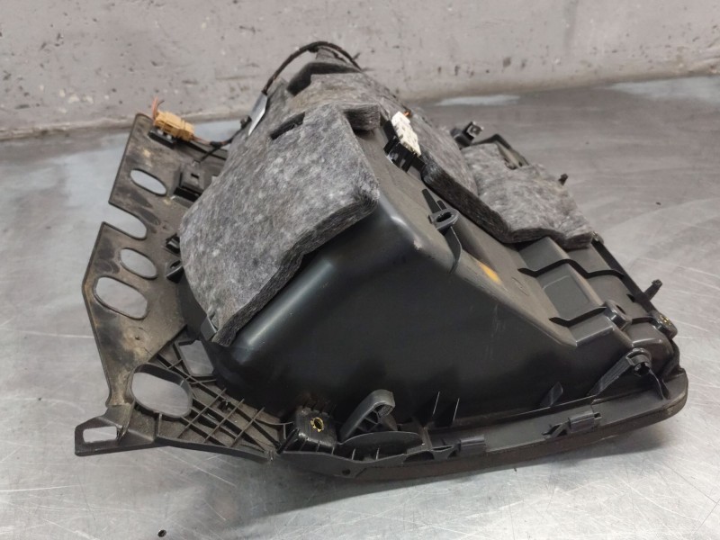 Recambio de guantera para audi a4 ber. (b8) básico referencia OEM IAM 8K1857104B6PS  