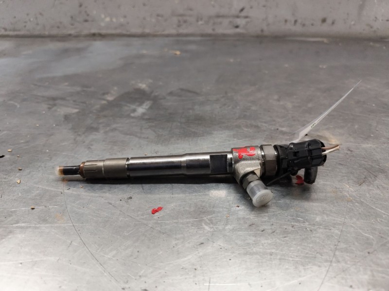 Recambio de inyector para renault trafic iii furgoneta (fg_) 2.0 dci 120 (fgmn) referencia OEM IAM 0445110939  