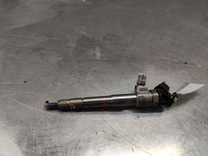 Recambio de inyector para renault trafic iii furgoneta (fg_) 2.0 dci 120 (fgmn) referencia OEM IAM 0445110939  