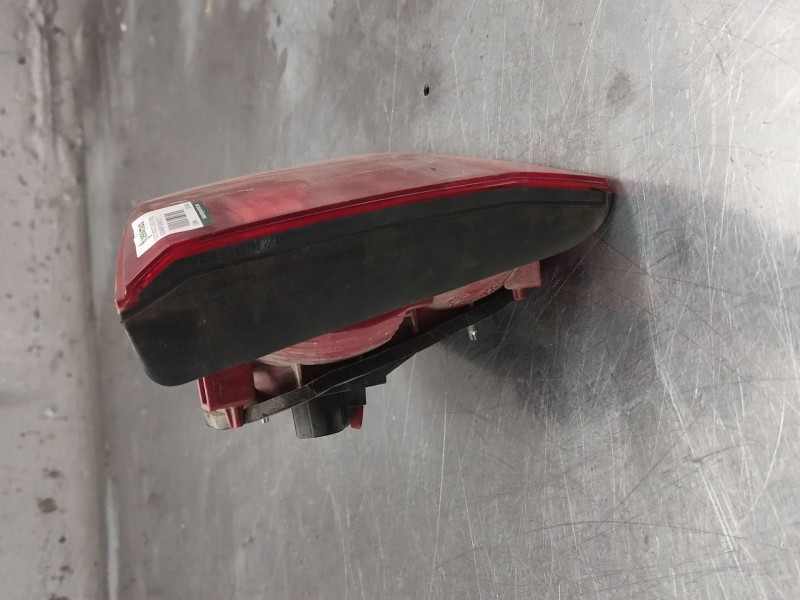 Recambio de piloto trasero izquierdo interior para volkswagen touran (1t3) 1.6 tdi referencia OEM IAM 2tz01046001  