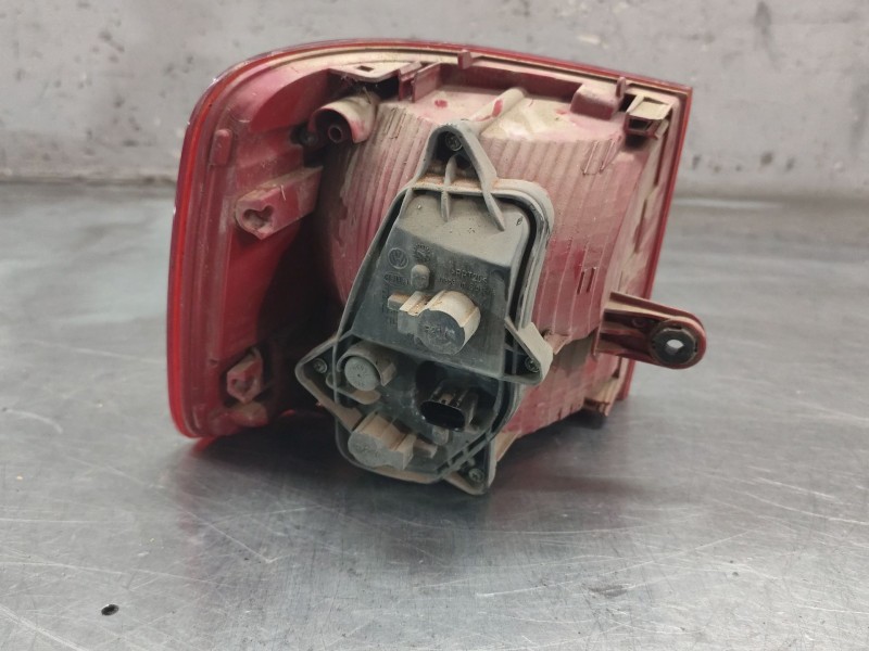Recambio de piloto trasero derecho para volkswagen touran (1t3) 1.6 tdi referencia OEM IAM   