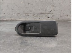 Recambio de mando elevalunas delantero derecho para renault scenic ii grand confort dynamique referencia OEM IAM 156013740 21986