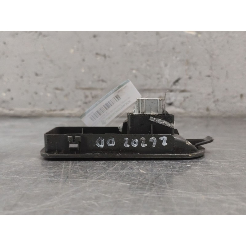 Recambio de mando elevalunas delantero derecho para renault scenic ii grand confort dynamique referencia OEM IAM 156013740 21986