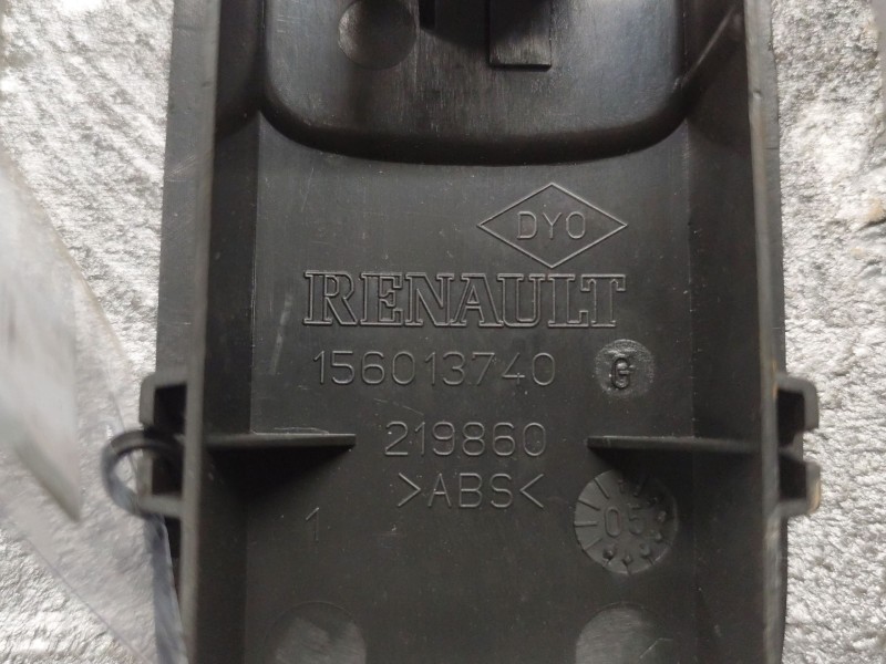 Recambio de mando elevalunas delantero derecho para renault scenic ii grand confort dynamique referencia OEM IAM 156013740 21986