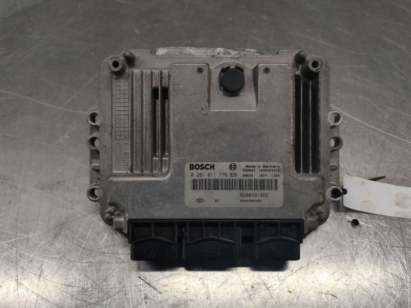 Recambio de centralita motor uce para renault scenic ii grand confort dynamique referencia OEM IAM 0281011776 8200391966 