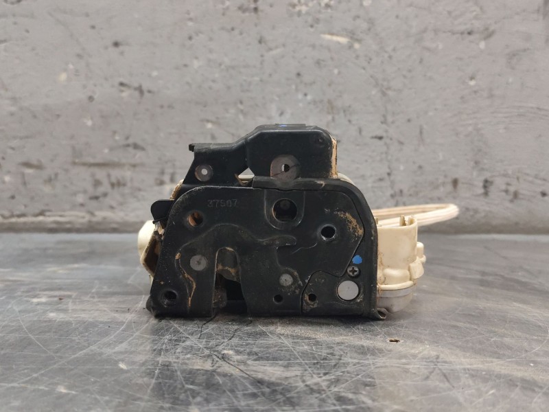 Recambio de cerradura puerta delantera izquierda para audi a3 (8p1) 2.0 tdi 16v referencia OEM IAM 4f1837015  