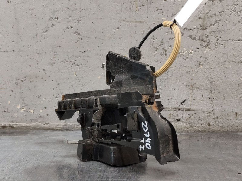 Recambio de cerradura puerta trasera izquierda para ford focus lim. (cb4) titanium referencia OEM IAM 4M5AA26413BE  