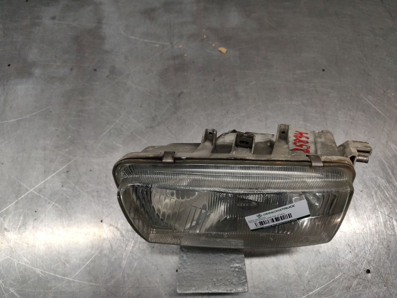 Recambio de faro derecho para nissan nt400 cabstar (f24m) 28.12, 32.12, 35.12 (f91an) referencia OEM IAM   