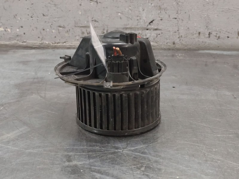 Recambio de ventilador calefaccion para volkswagen caddy ka/kb (2k) 2.0 sdi referencia OEM IAM 983226W  