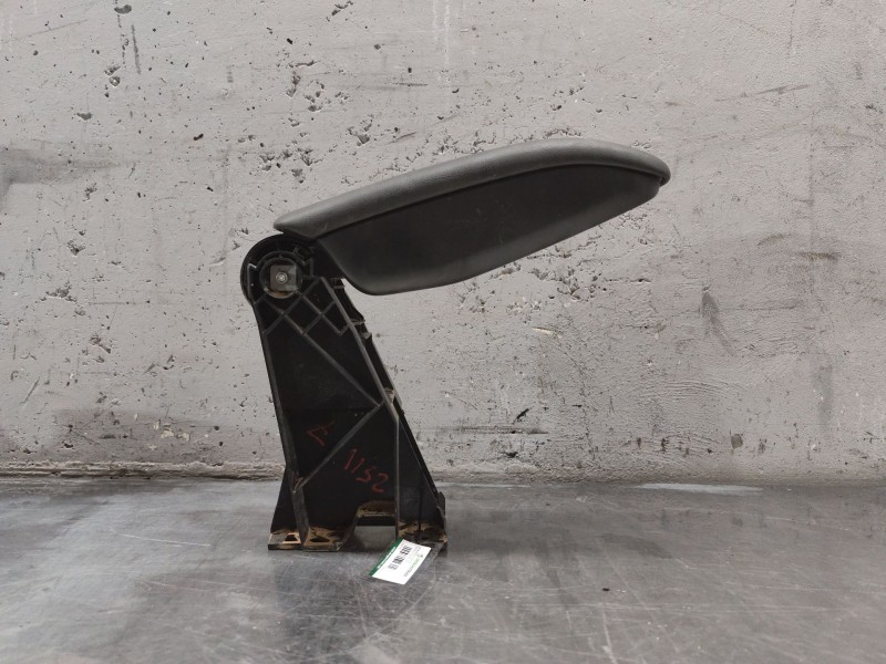 Recambio de apoyabrazos central para citroën c-elysee (dd_) 1.6 bluehdi 100 referencia OEM IAM 0560501001  