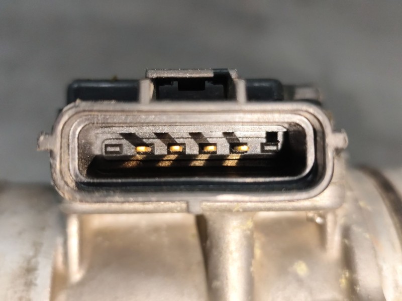 Recambio de caudalimetro para ford fiesta berlina ghia referencia OEM IAM 96FB12B579EB  