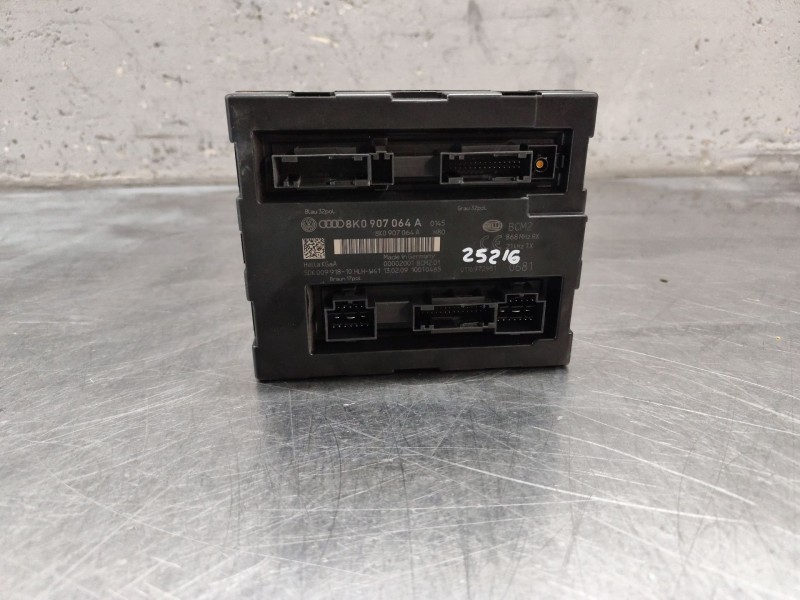Recambio de modulo electronico para audi a4 ber. (b8) básico referencia OEM IAM 8K0907064  