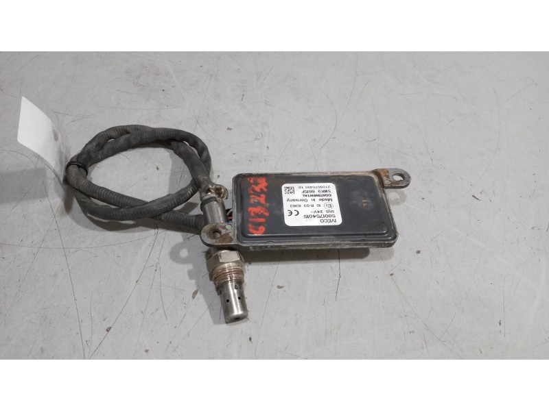 Recambio de sensor noxe para iveco stralis (ad/at) referencia OEM IAM 5801754015  