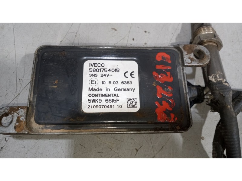 Recambio de sensor noxe para iveco stralis (ad/at) referencia OEM IAM 5801754015  