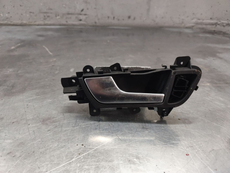 Recambio de maneta interior delantera izquierda para audi a4 ber. (b8) básico referencia OEM IAM 8K0837019  
