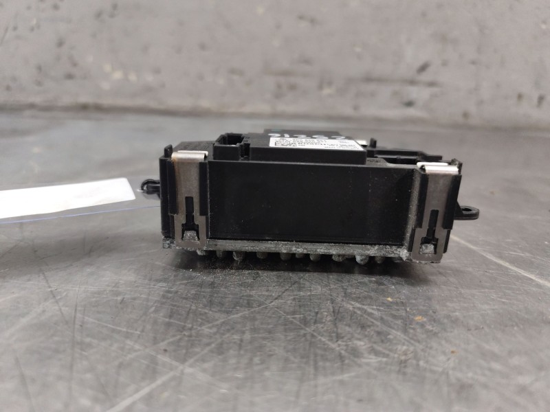 Recambio de resistencia calefaccion para audi a4 ber. (b8) básico referencia OEM IAM 8K0820521  