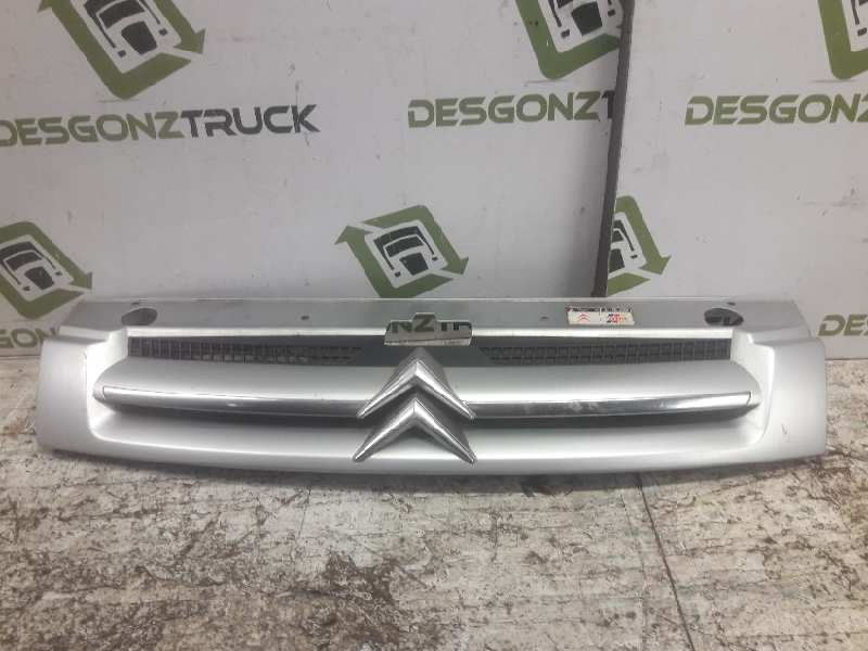Recambio de rejilla delantera central para citroen berlingo 1.9 d sx plus familiar referencia OEM IAM   