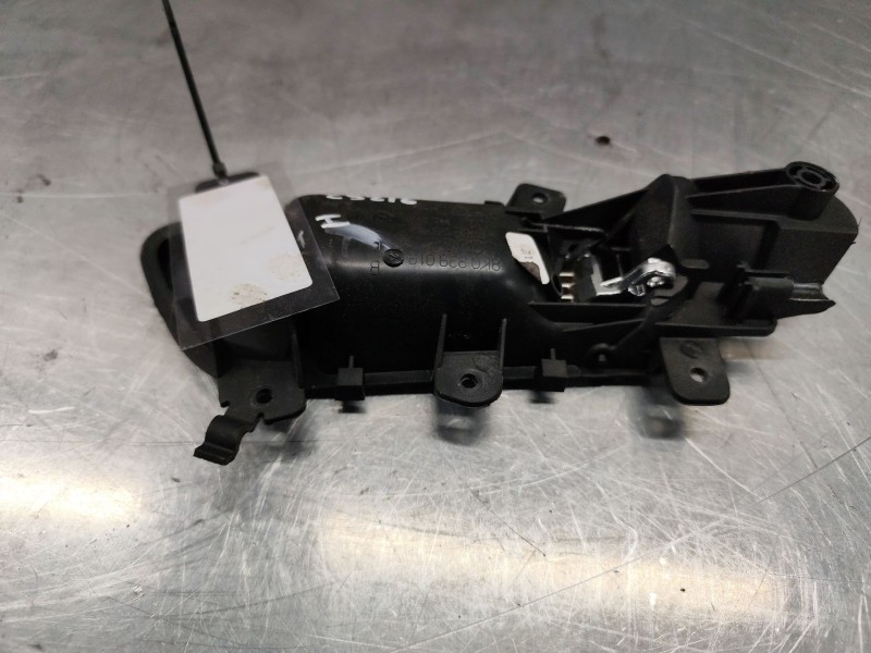 Recambio de maneta interior trasera izquierda para audi a4 ber. (b8) básico referencia OEM IAM 8K0839019  
