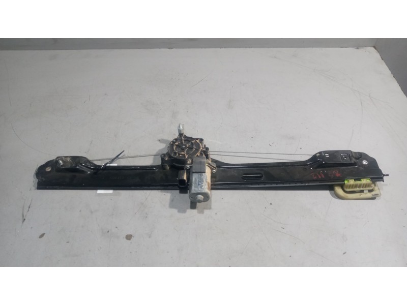 Recambio de elevalunas delantero derecho para iveco daily vi furgoneta 33s16, 35s16, 35c16, 40c16, 50c16 referencia OEM IAM   