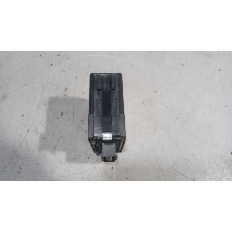 Recambio de modulo electronico para scania serie 4 (p/r 164 l) 15.6 diesel referencia OEM IAM 4DN00743120  